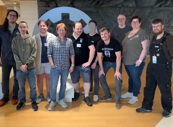 Создатели Skyblivion посетили офис Bethesda и встретились с Тоддом Говардом