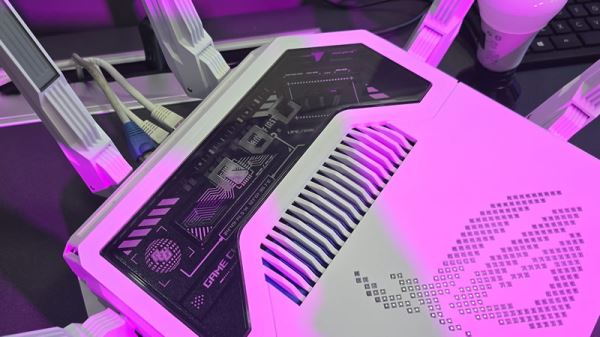 Asus представила флагманский Wi-Fi-роутер ROG Rapture GT-BE19000AI со встроенным ИИ для геймеров